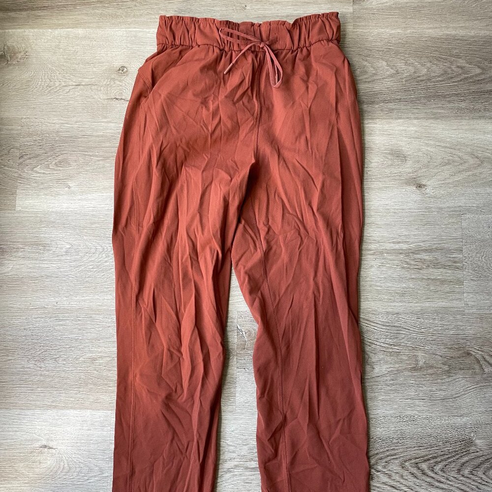Lululemon On the fly 7/8 length